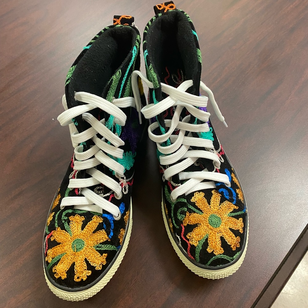 Colorful Embroidered High-Top Sneakers